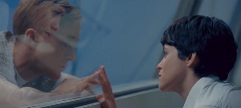 Where it shines is in the performances like Ryan Gosling and Claire Foy's performance of Janet and Neil. Image Credit: Universal Pictures