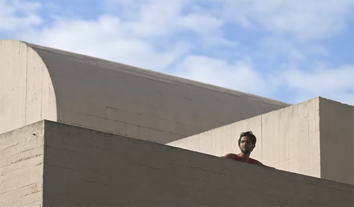 End of the Century (Fin de Siglo). Image Credit: Stray Dogs.