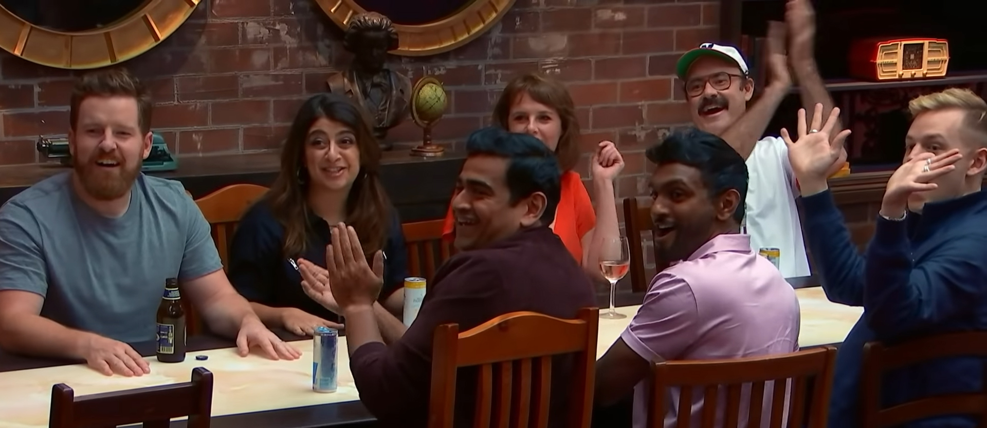 Last One Laughing Australia (LOL Australia). Image Credit: Amazon Studios. 