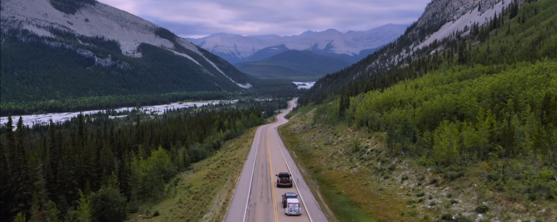 Land. Image Credit: Universal Pictures.