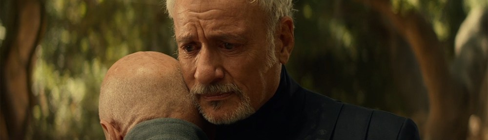 Q and Picard say a final farewell