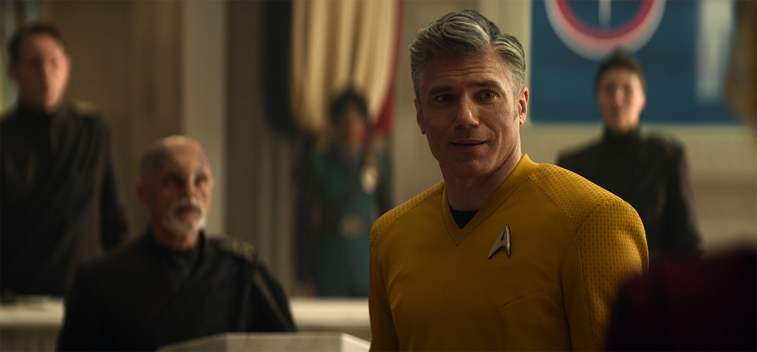 Captain Pike and his charming smirk