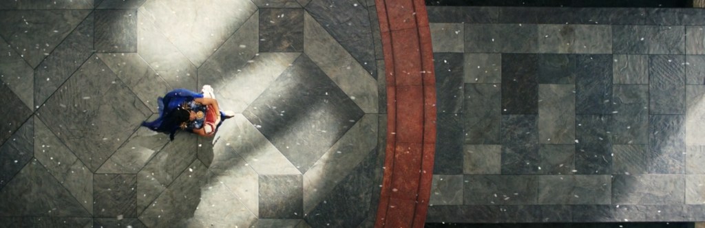 Queen regent Míriel walks towards the sounds of crushing water.