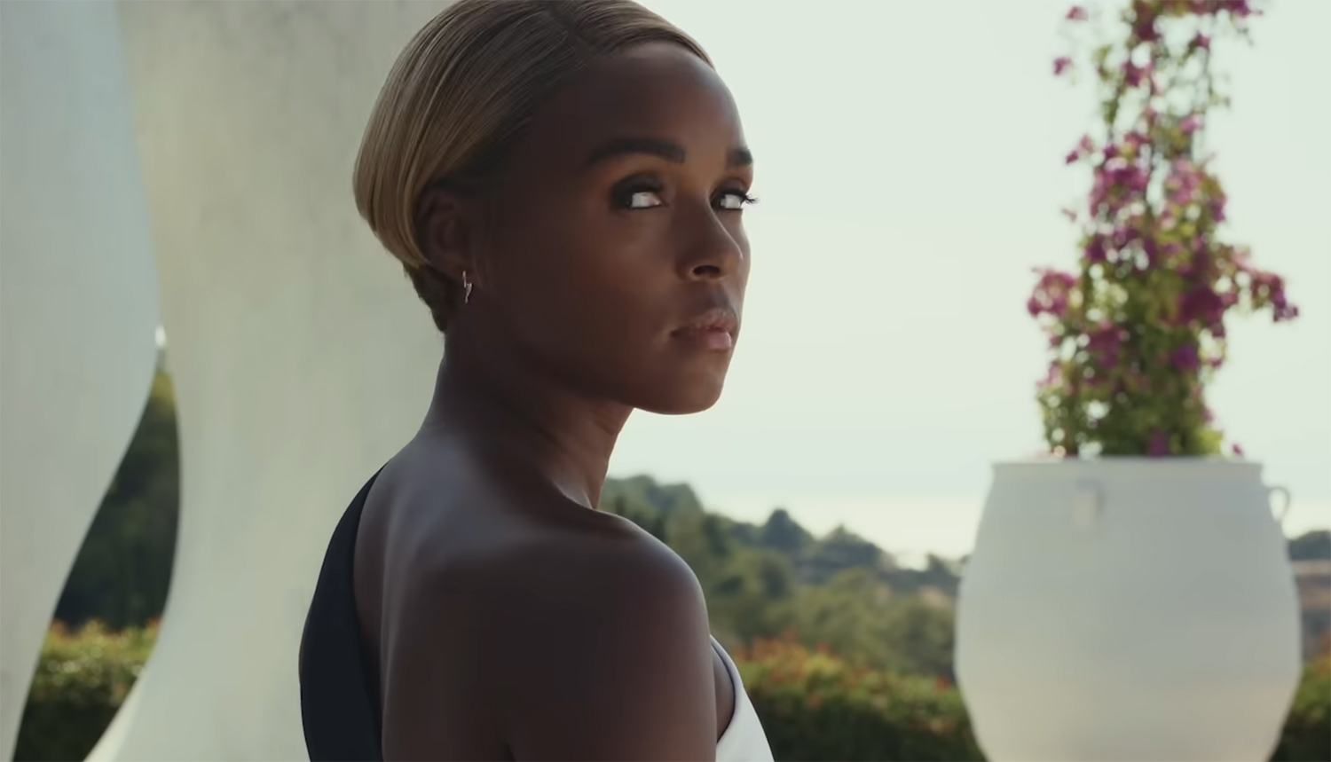 Cassandra “Andi” Brand (Janelle Monáe) gives peak side eye