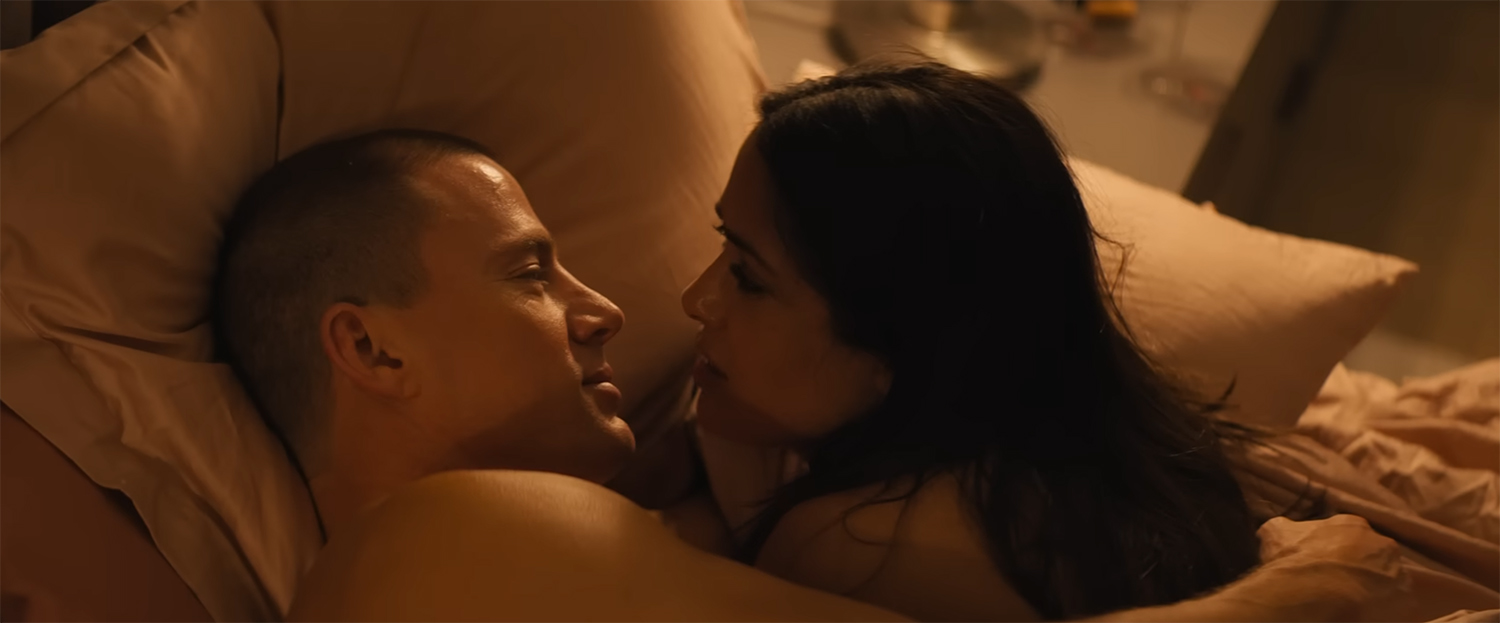 Channing Tatum and Salma Hayek Pinault in bed.