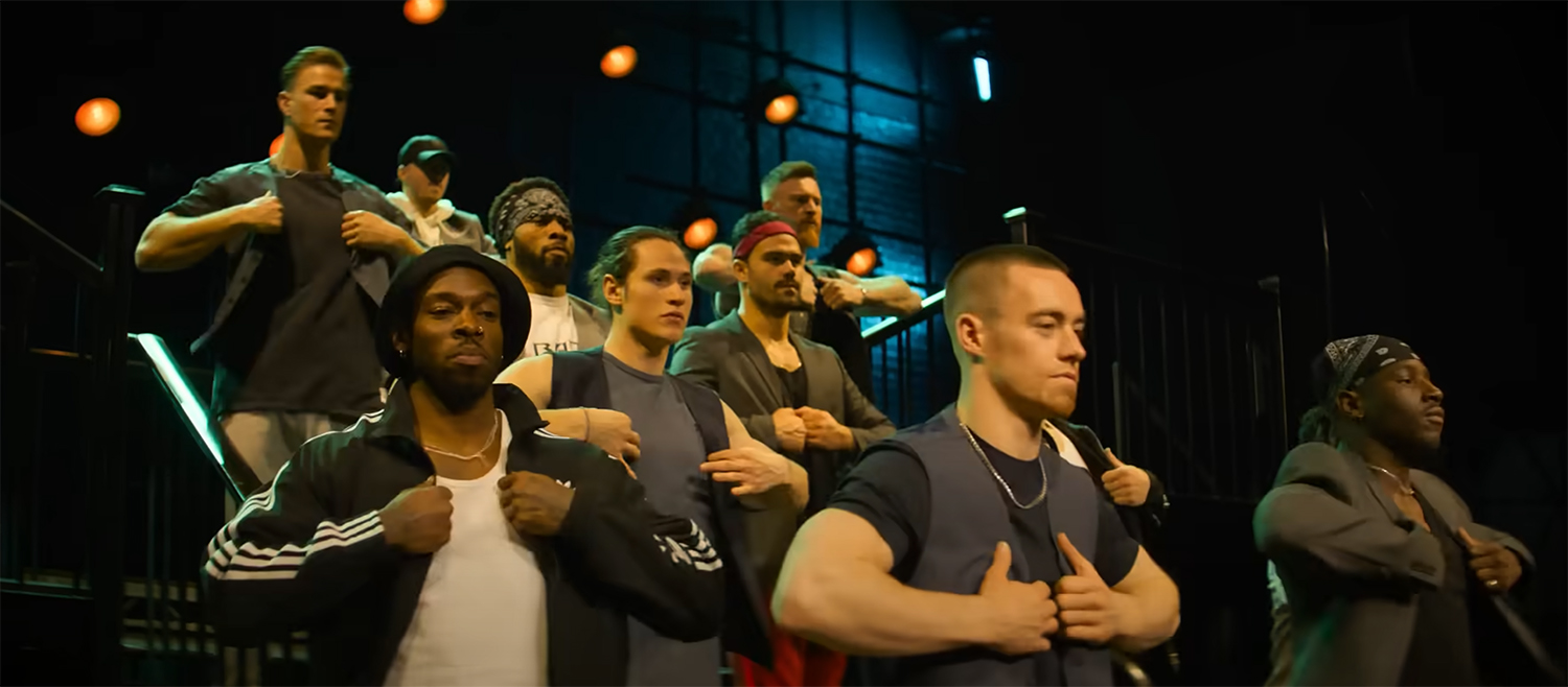 The dancer's perform.