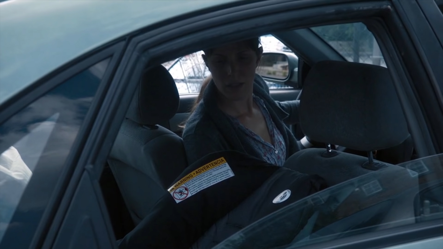 A mother that looks for her child who is no longer there.