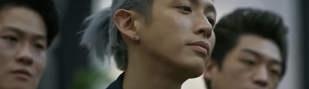 Long Legs in a standoff.