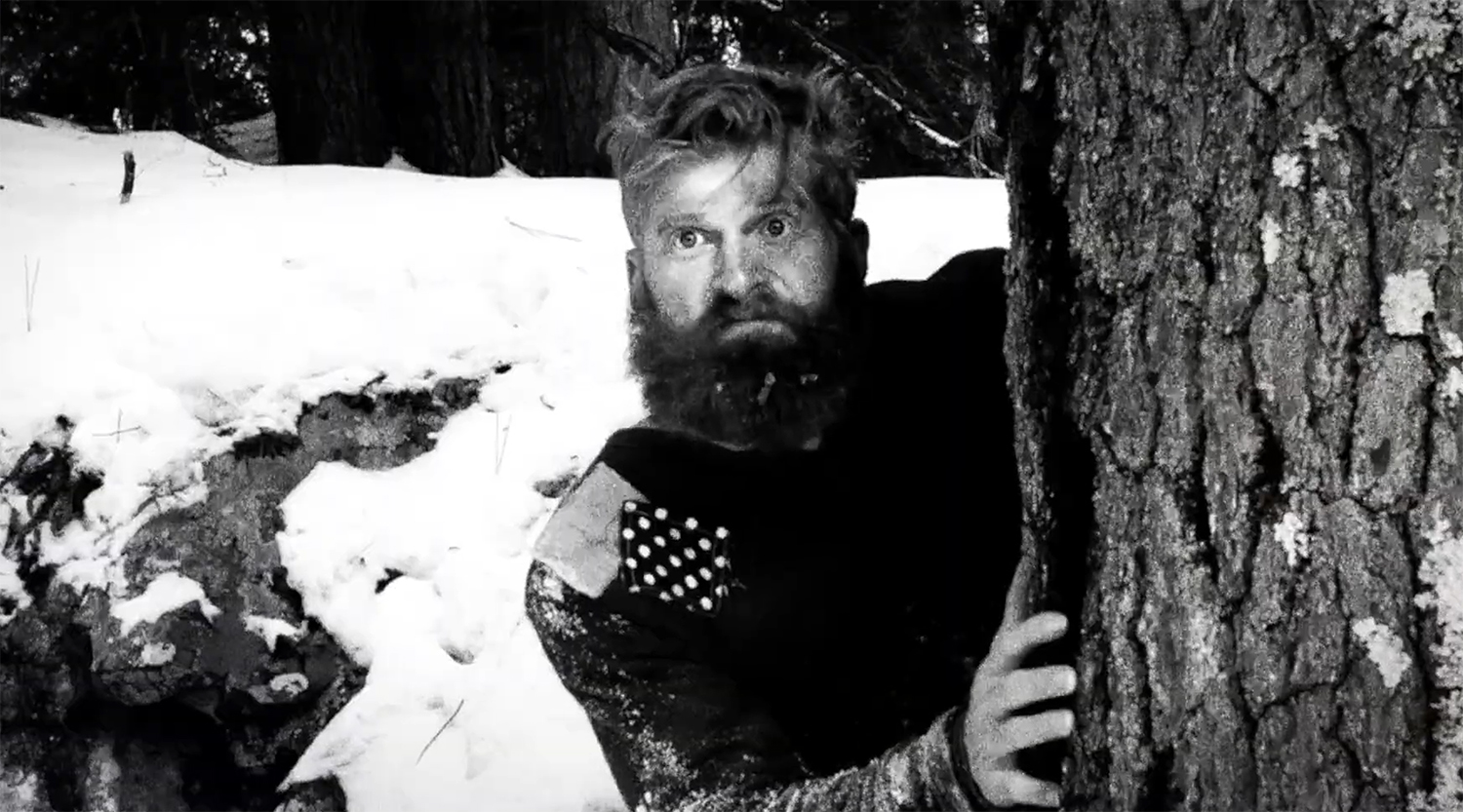 Jean Kayak ready to pounce.