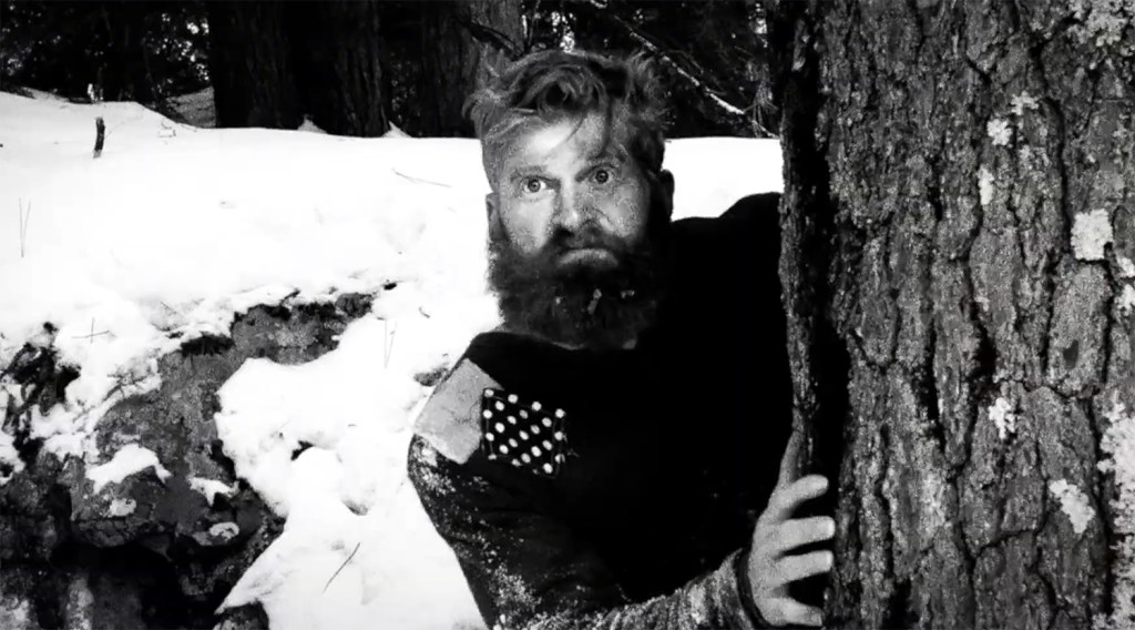 Jean Kayak ready to pounce.