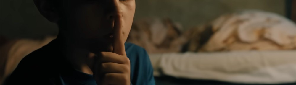 Ant whispers to be quiet.