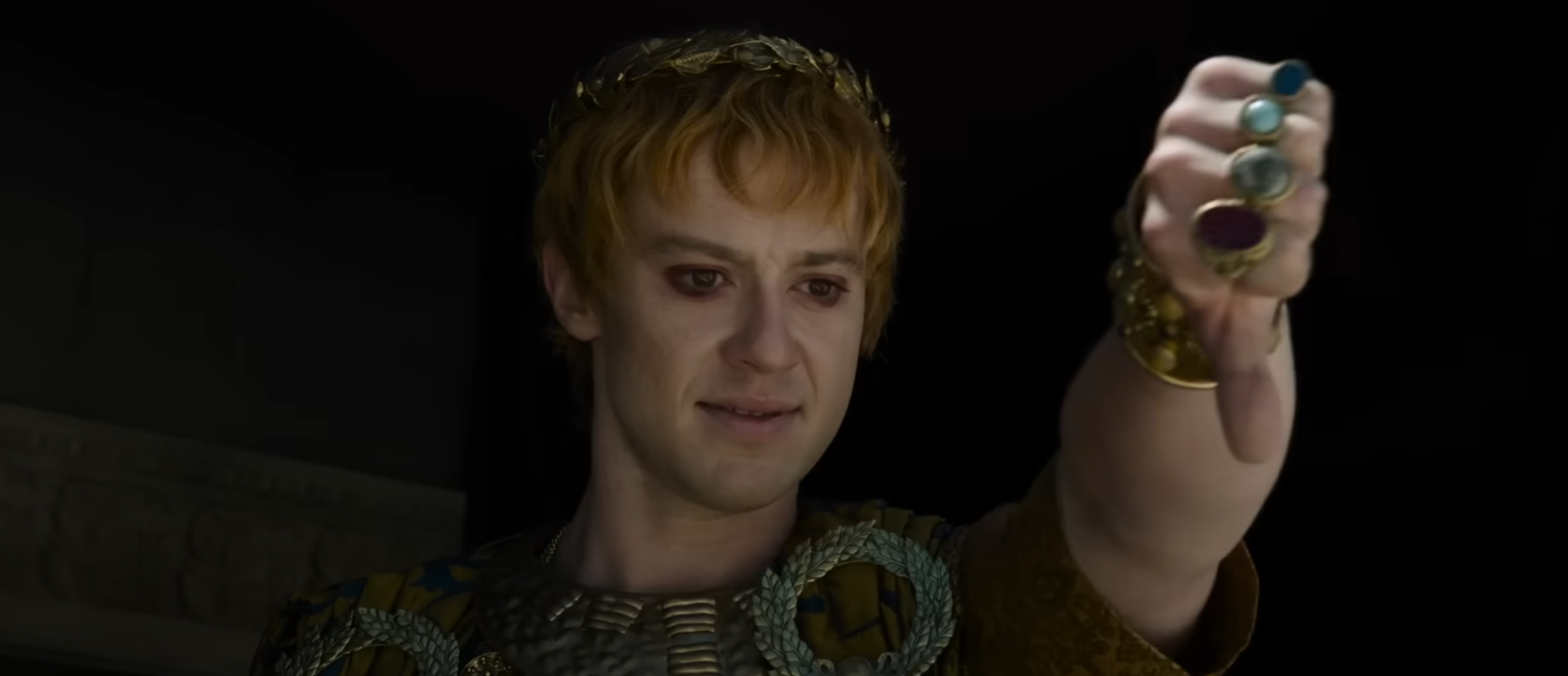 Emperor Geta puts his thumb down.