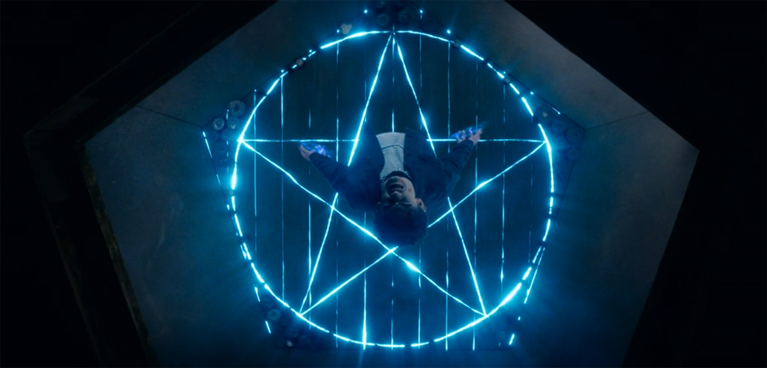 Billy closes The Door