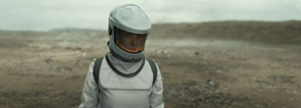 Juliette walks across the surface. 