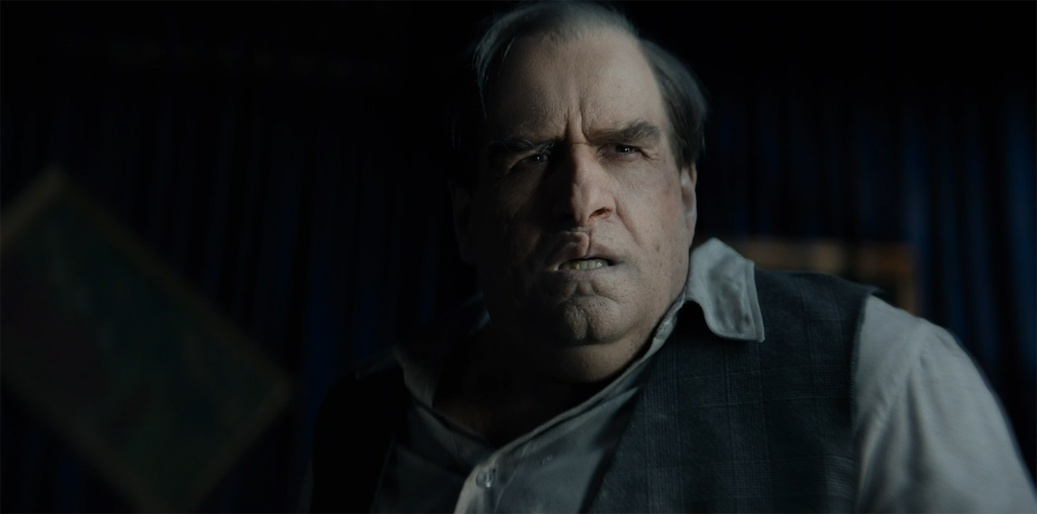 Oz tries to hide his past crimes.