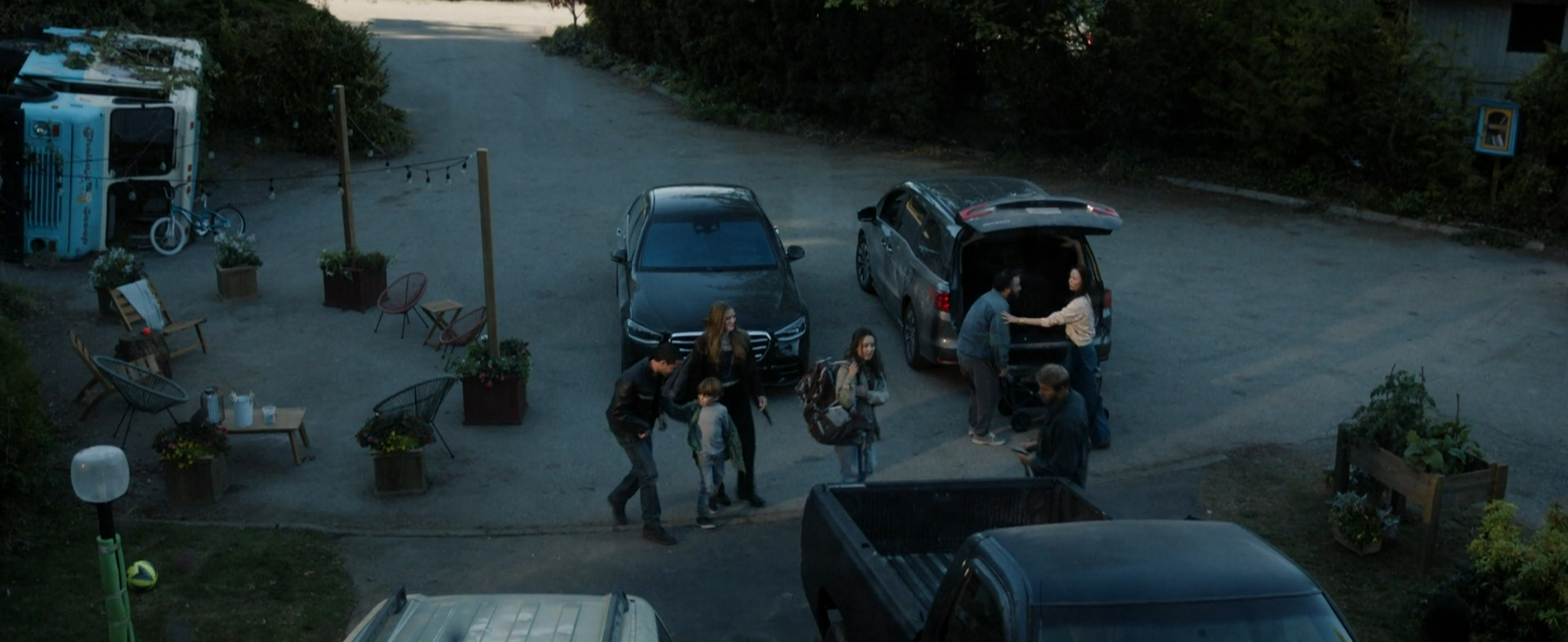 The group has to start salvaging a wider area.