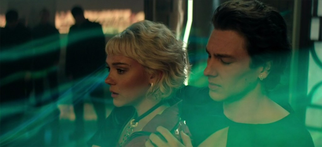 Bayta (Synnøve Karlsen) and Toran Mallow (Cody Fern).