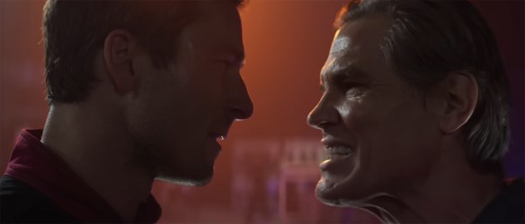 Josh Brolin yelling at Glen Powell.