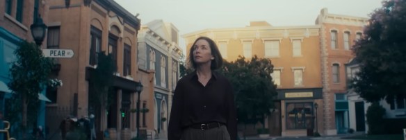 Sinatra walks through Paradise before it destroys itself.