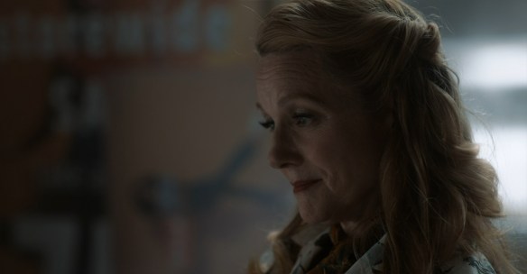 Lianna (Laura Linney).