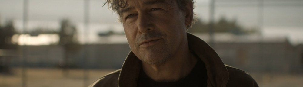 Kyle Chandler.